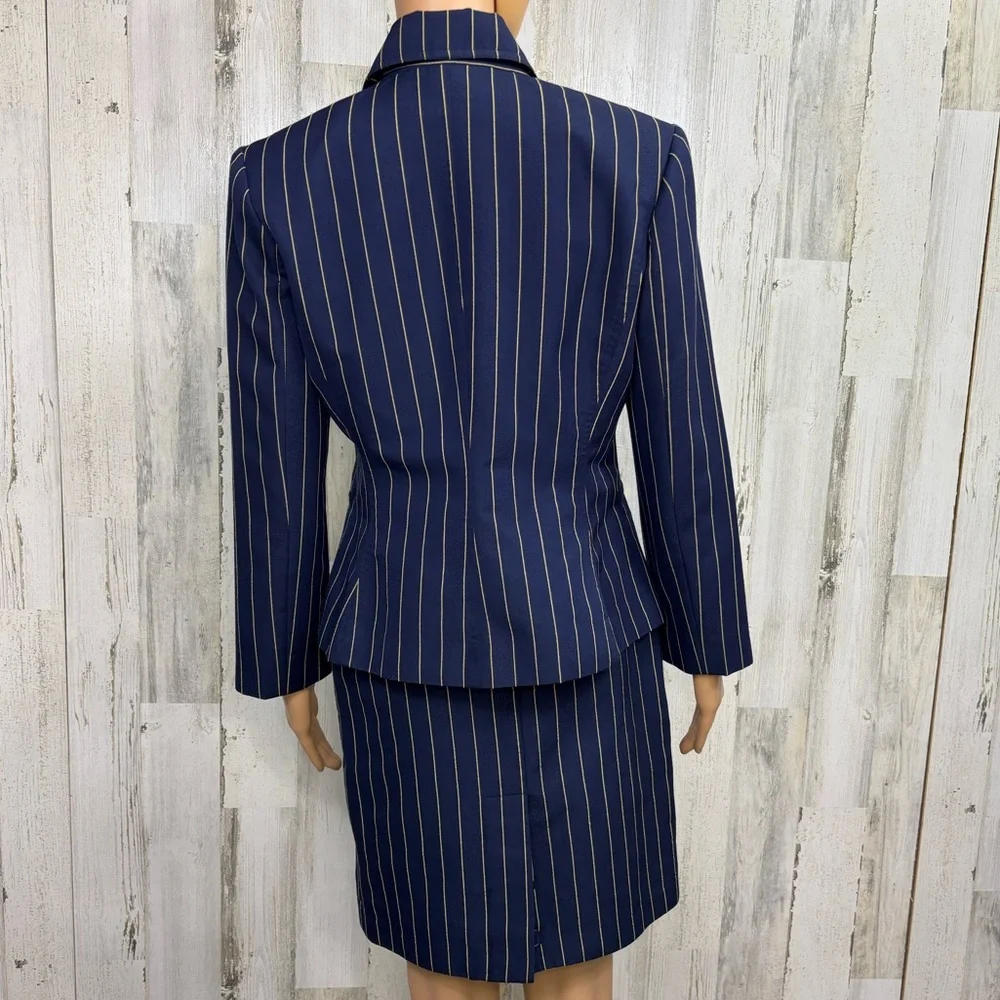 Metrostyle Vintage 90’s Dark Blue‎ Pinstriped Blazer and Skirt Ensemble Suit